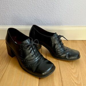 Nine & Company Black Leather Oxfords